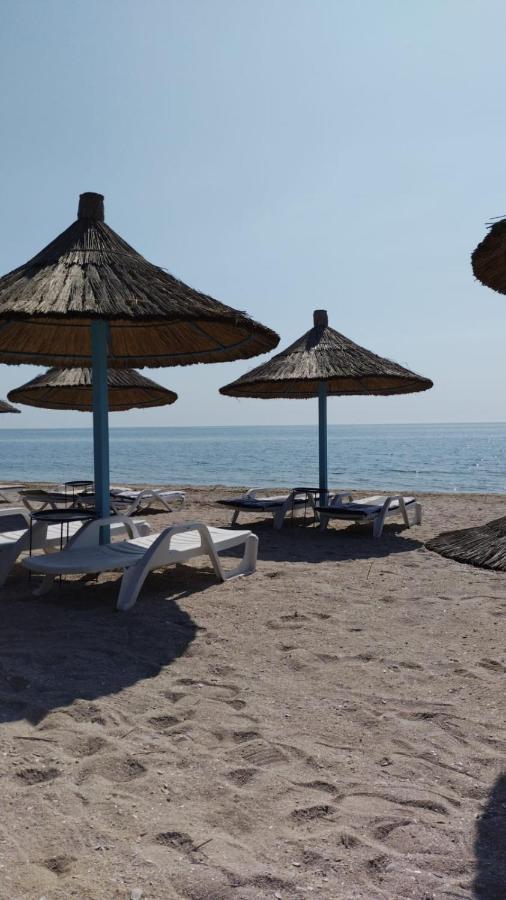 Blaxy Resort Stefi Cu Acces La Piscine Gratuit Douăzeci şi Trei August Exteriér fotografie