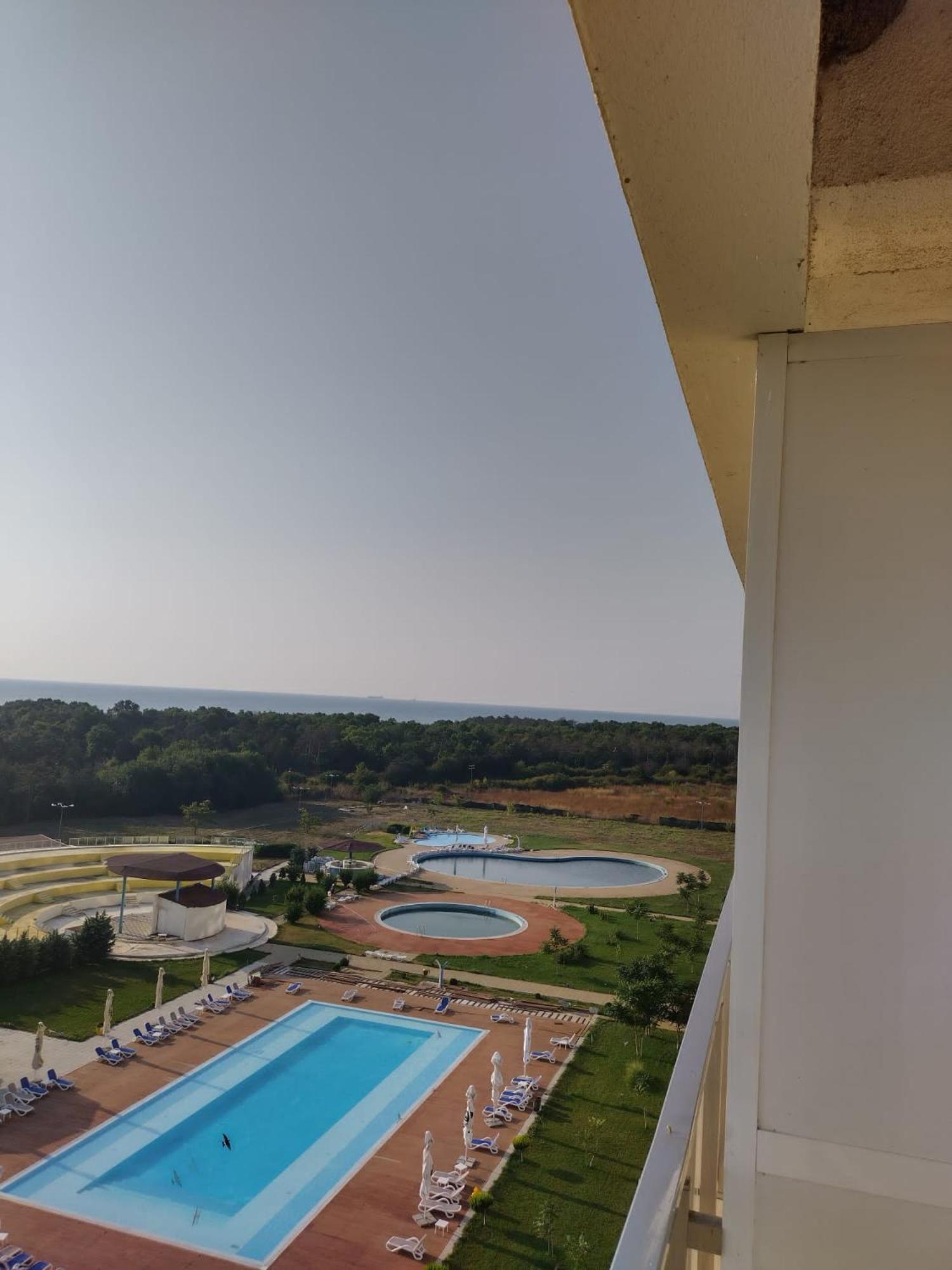 Blaxy Resort Stefi Cu Acces La Piscine Gratuit Douăzeci şi Trei August Exteriér fotografie