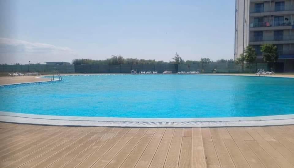 Blaxy Resort Stefi Cu Acces La Piscine Gratuit Douăzeci şi Trei August Exteriér fotografie